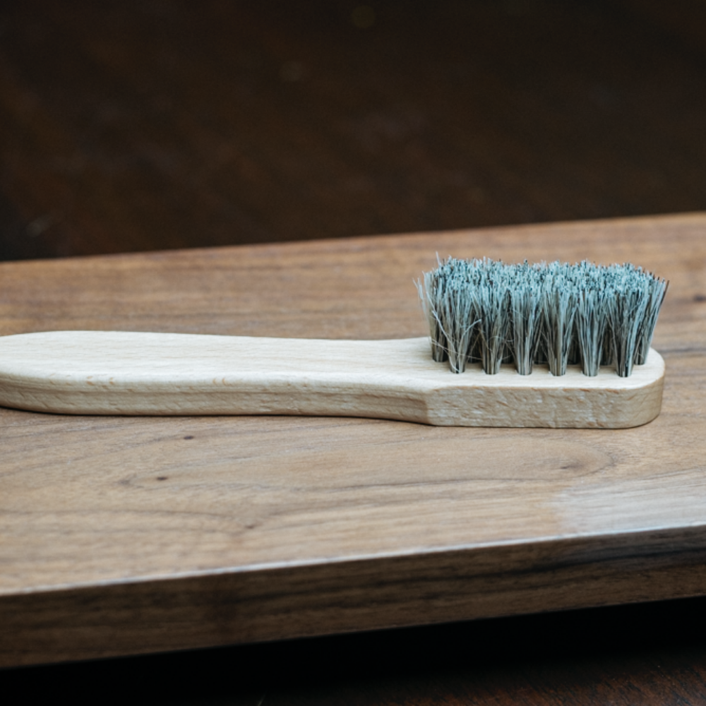 Horse Hair Welt Brush