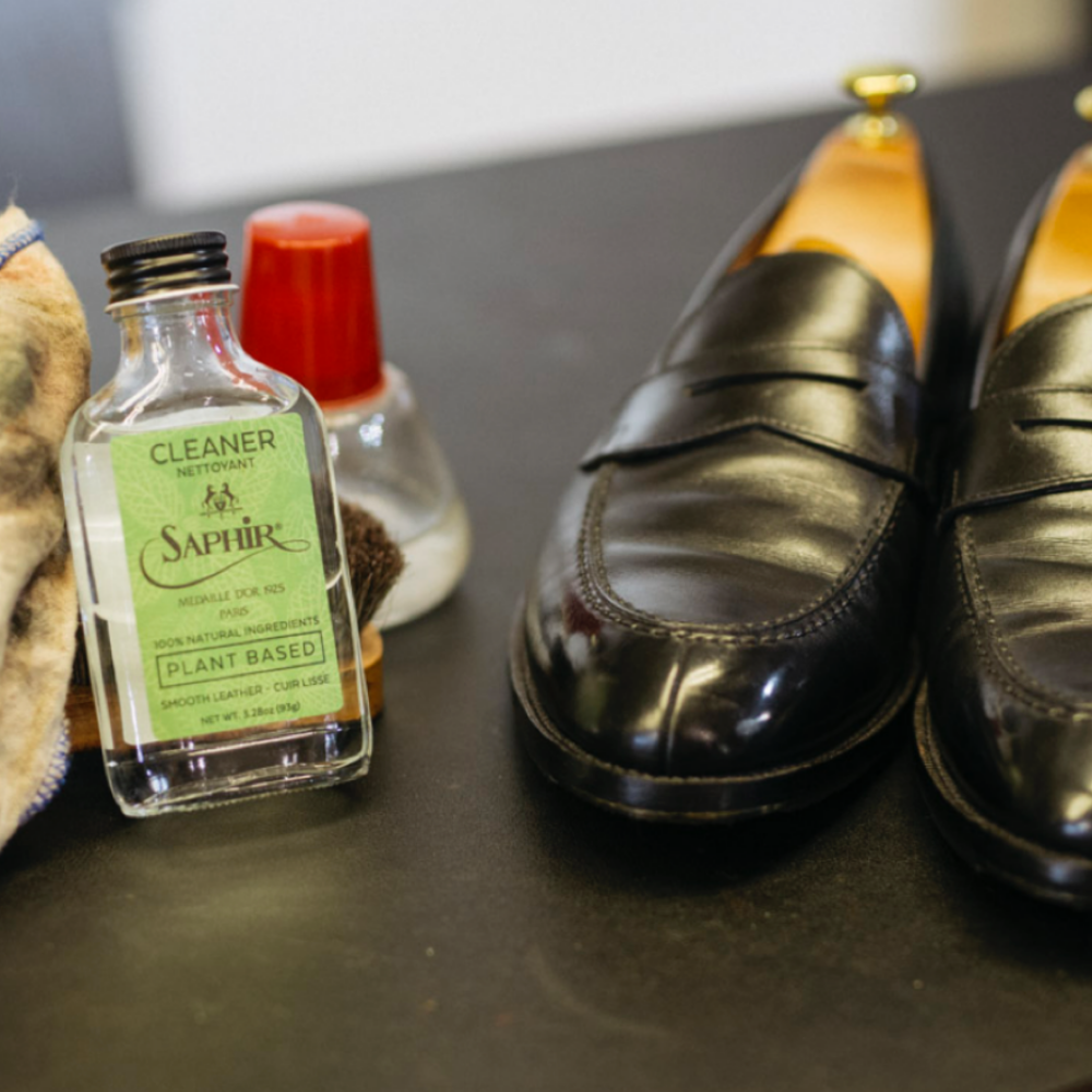 Saphir Médaille d'Or Plant Based Cleaner (100ml)